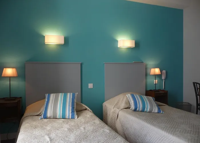 Le Saphir Біарріц